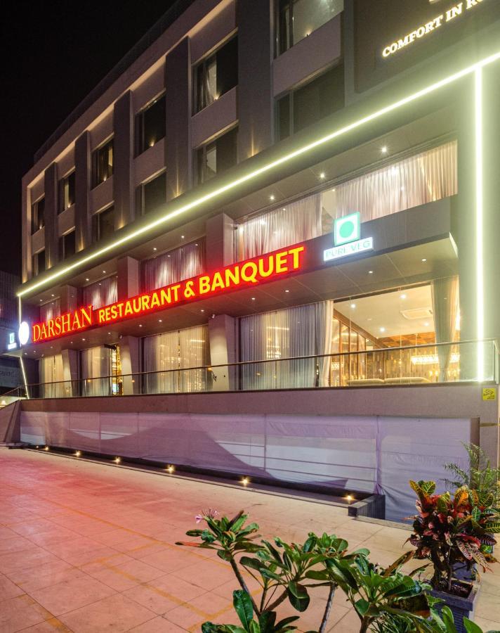 Hotel Diamond 26 سورات المظهر الخارجي الصورة