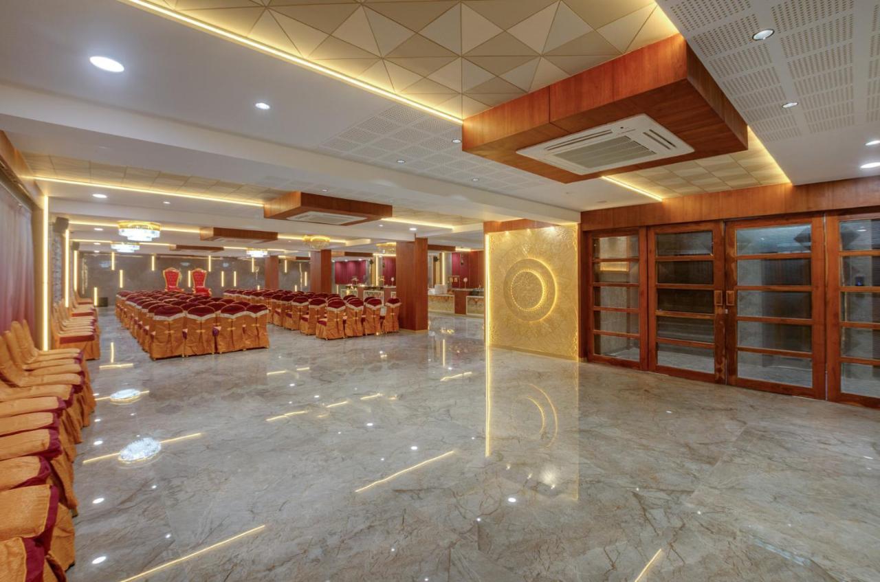 Hotel Diamond 26 سورات المظهر الخارجي الصورة